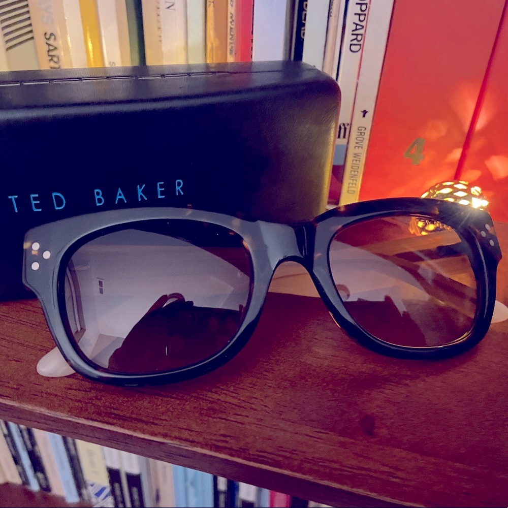 Auth Ted Baker Tortoiseshell Sunglasses